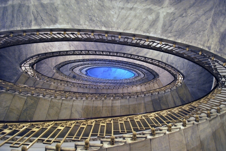 The Mannajuolo Palace a magic palace|Chiaia  - Napoli | Secret World Trip Planner