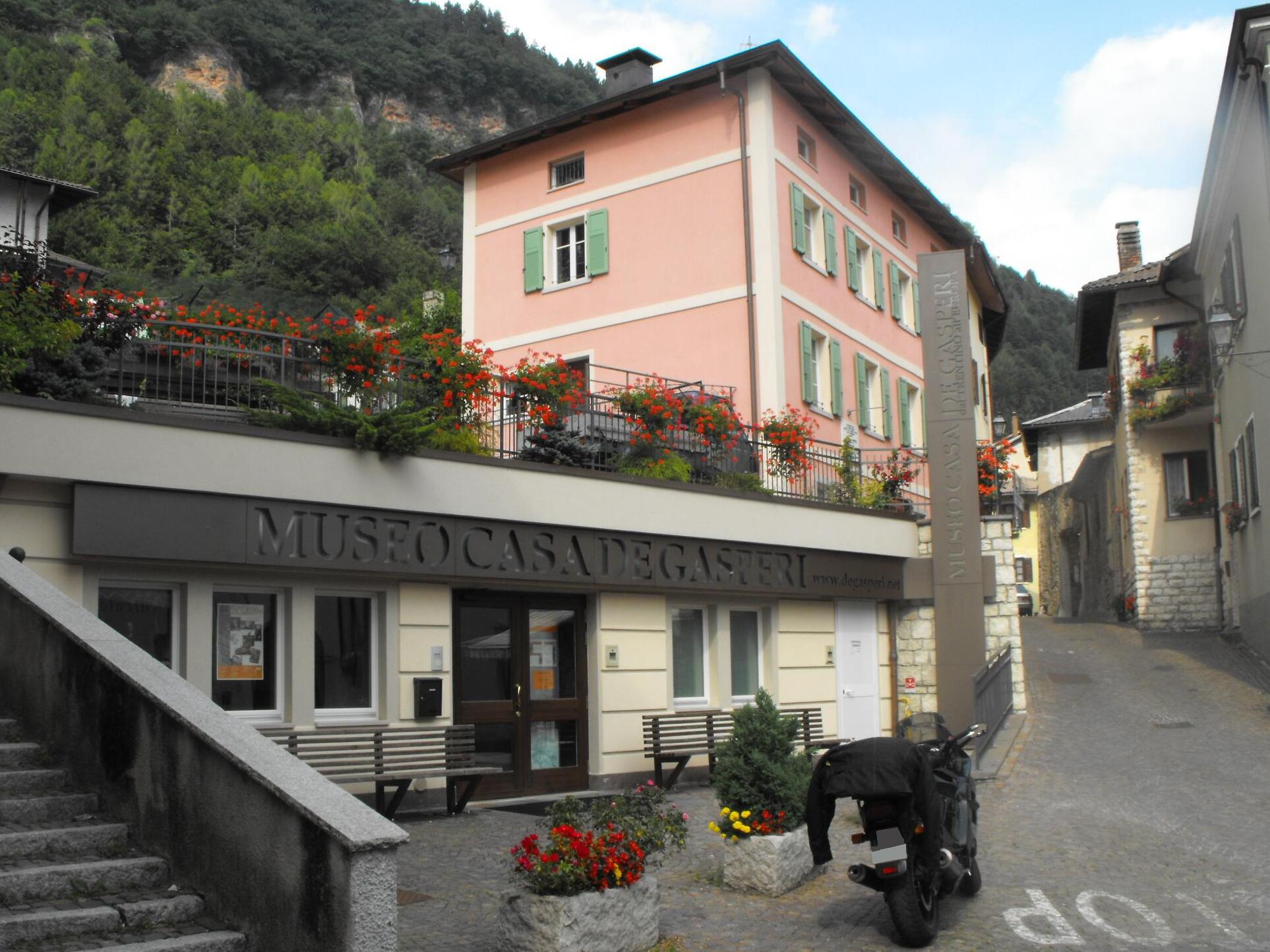 El pequeño Museo de la Casa De Gasperi - Pieve Tesino | Secret World Trip Planner