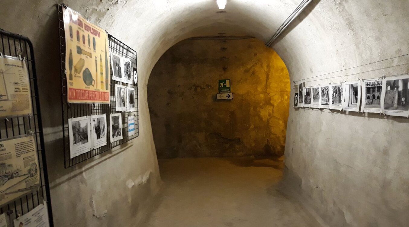 Inilah Kleine Berlin merupakan kompleks terowongan anti-pesawat yang dibangun di detik - Trieste | Secret World Trip Planner
