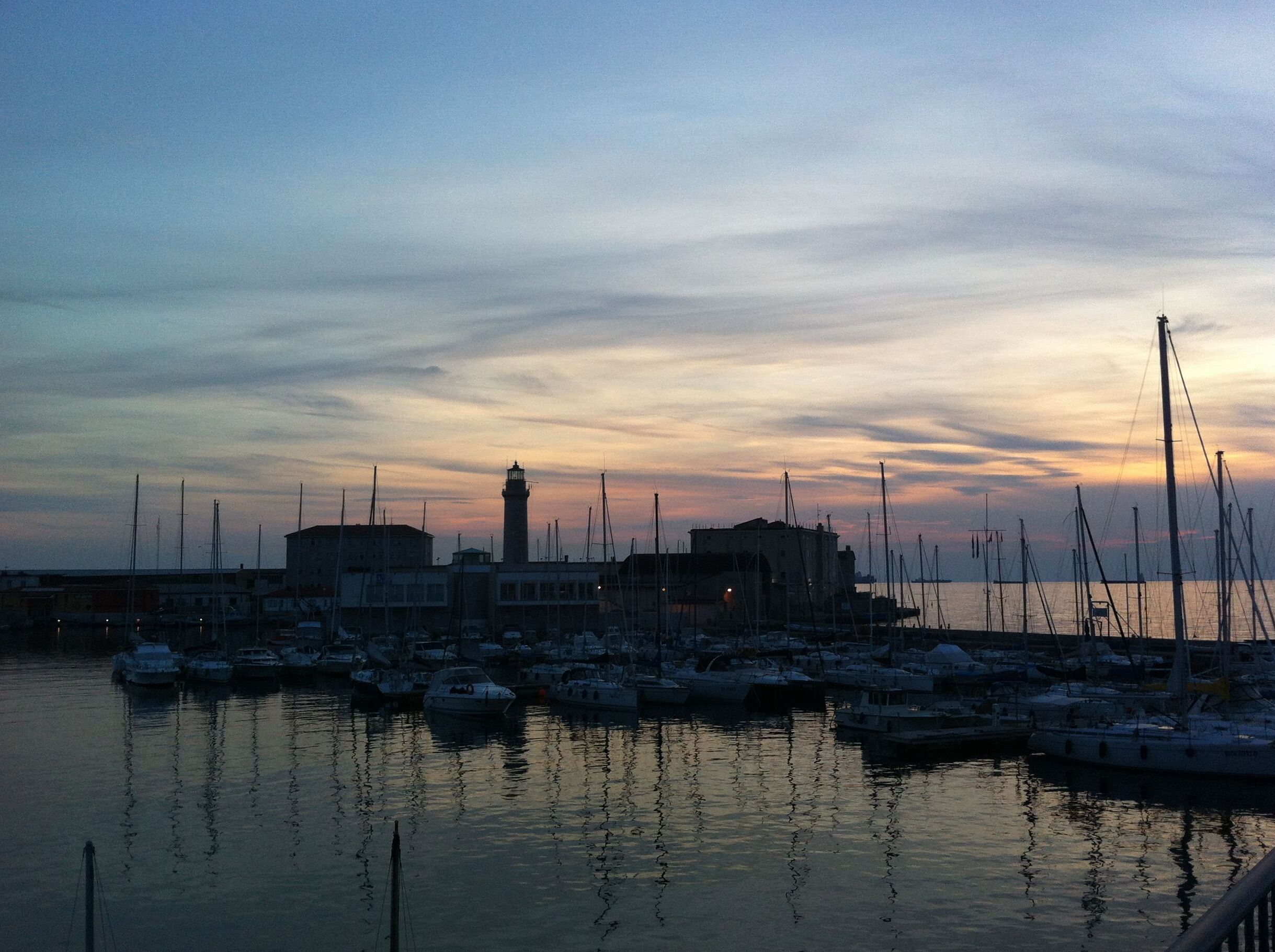 Der alte Leuchtturm von Triest: die Lanterna - Trieste | Secret World Trip Planner