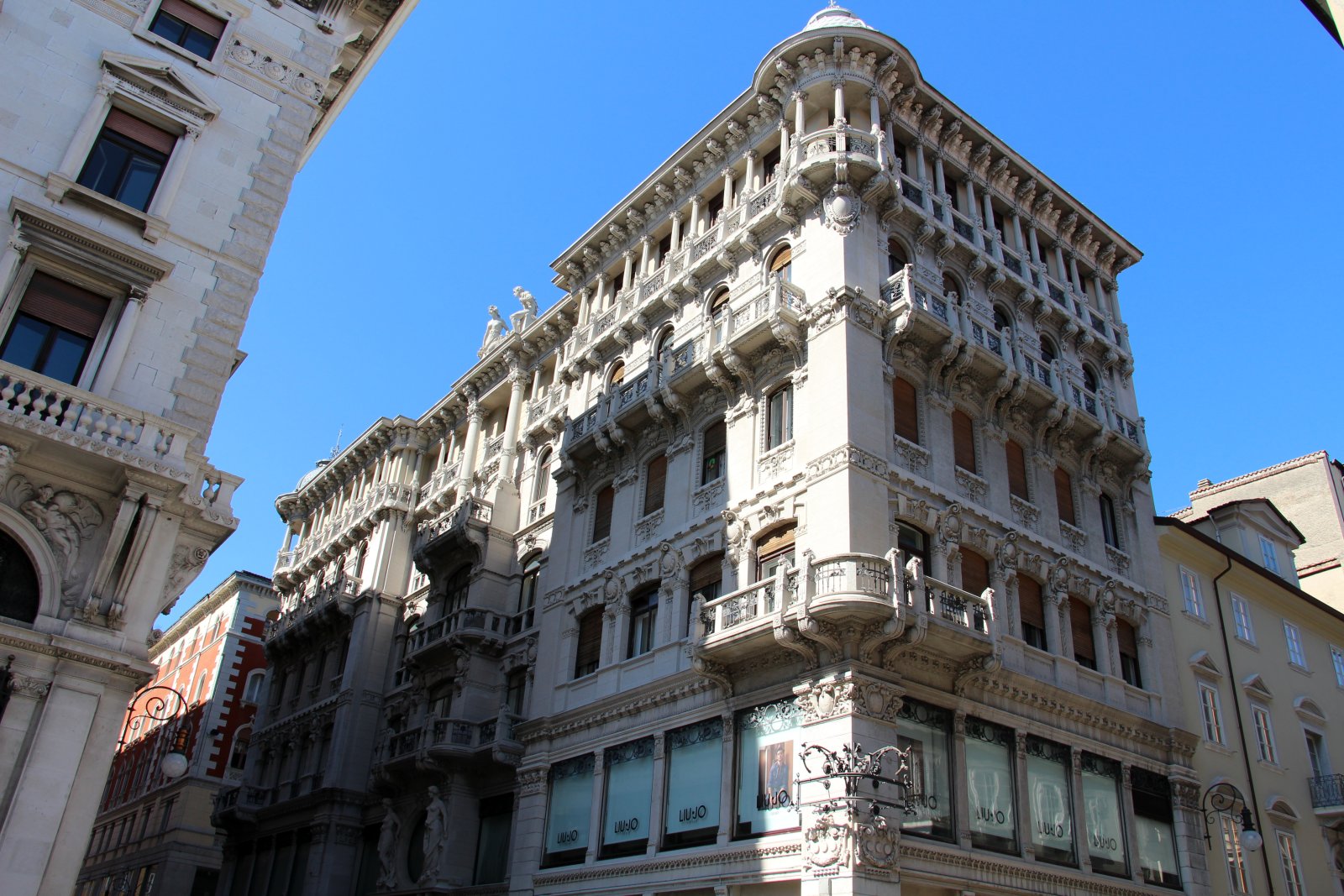 Casa Terni e a beleza da Liberdade en Trieste - Trieste | Secret World Trip Planner