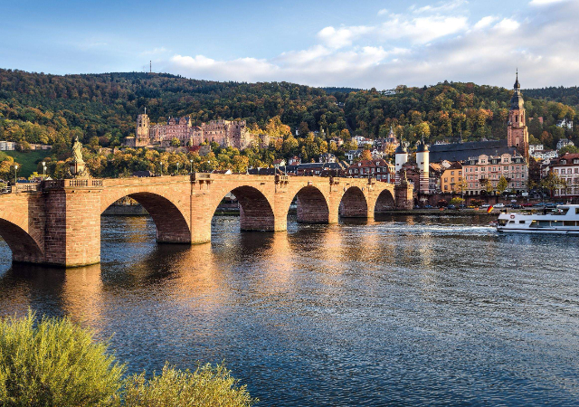 ಹೈಡೆಲ್ಬರ್ಗ್ ಕ್ಯಾಸಲ್ - Heidelberg | Secret World Trip Planner