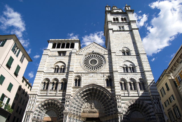 सैन लोरेंजो के कैथेड्रल - Genova | Secret World Trip Planner