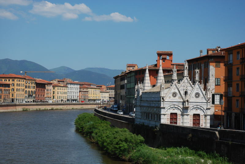 Gereja Santa Maria della Spina - Pisa | Secret World Trip Planner