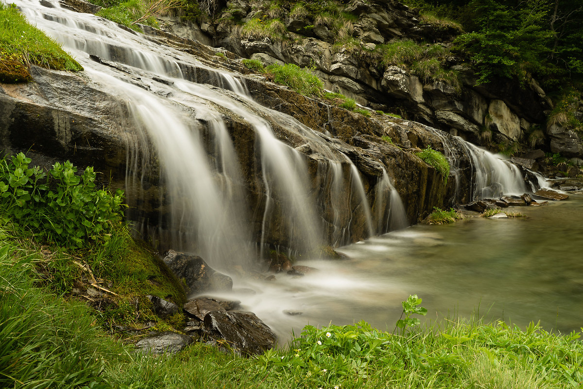 Dolina od 100 vodopada - Cesacastina | Secret World Trip Planner