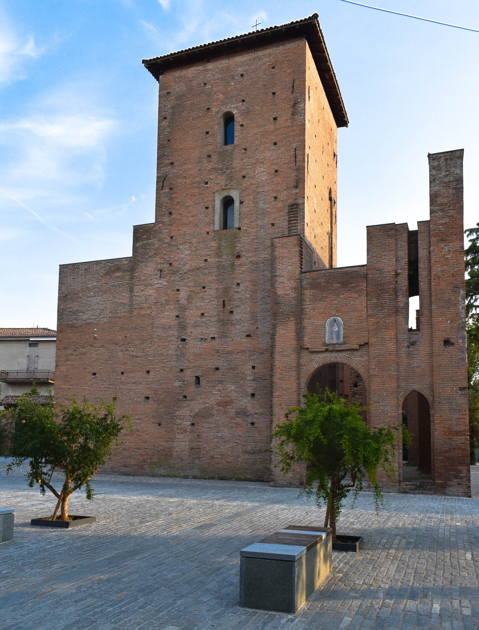 Szeretné felfedezni Pieve di Cento városának évezredes eseményeit? Ő tartja őket. - Pieve di Cento | Secret World Trip Planner