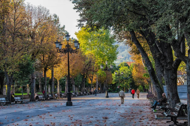 Taman San Francisco - Oviedo | Secret World Trip Planner