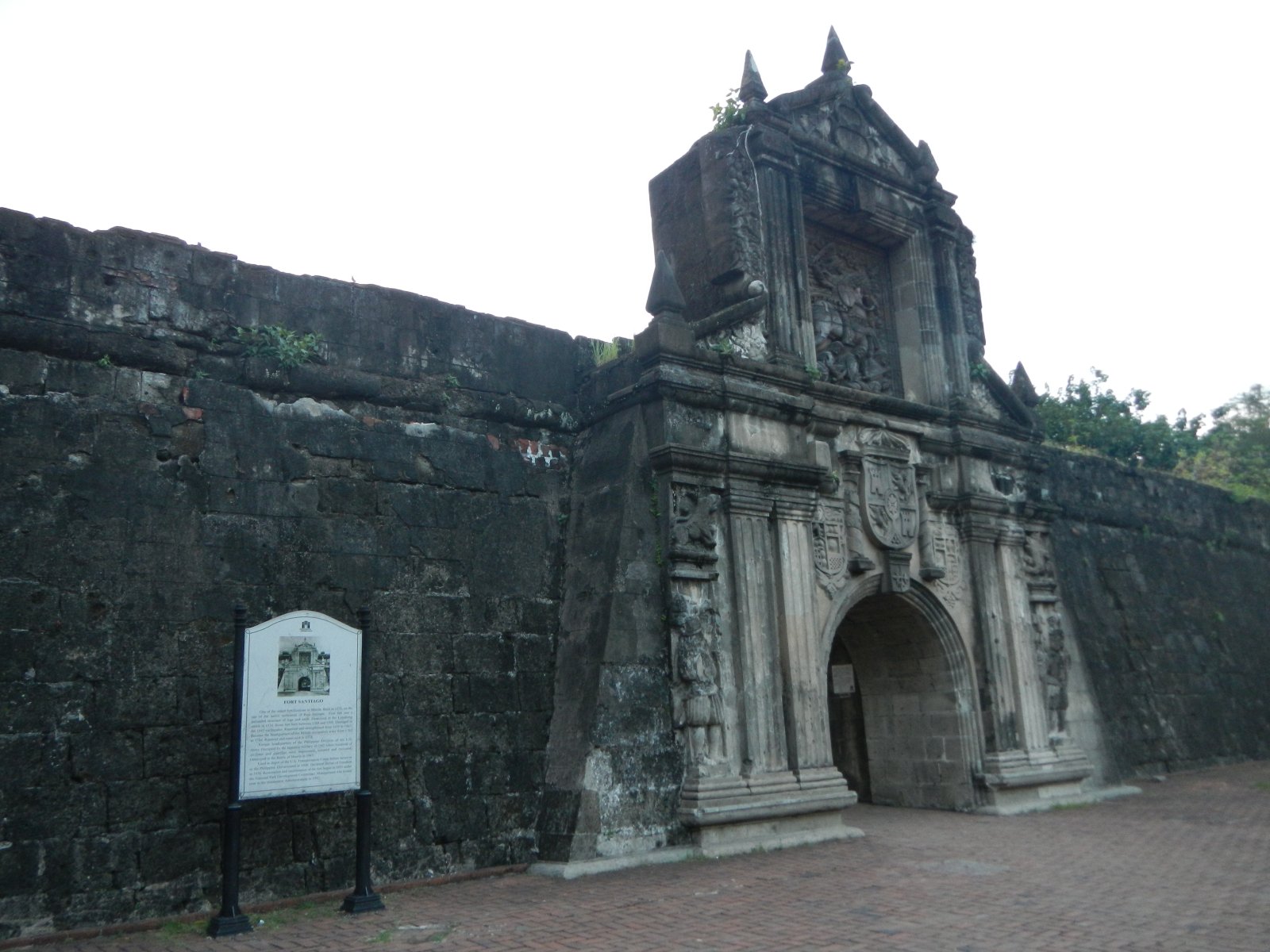 Fort Santiago v Manile - Manila | Secret World Trip Planner