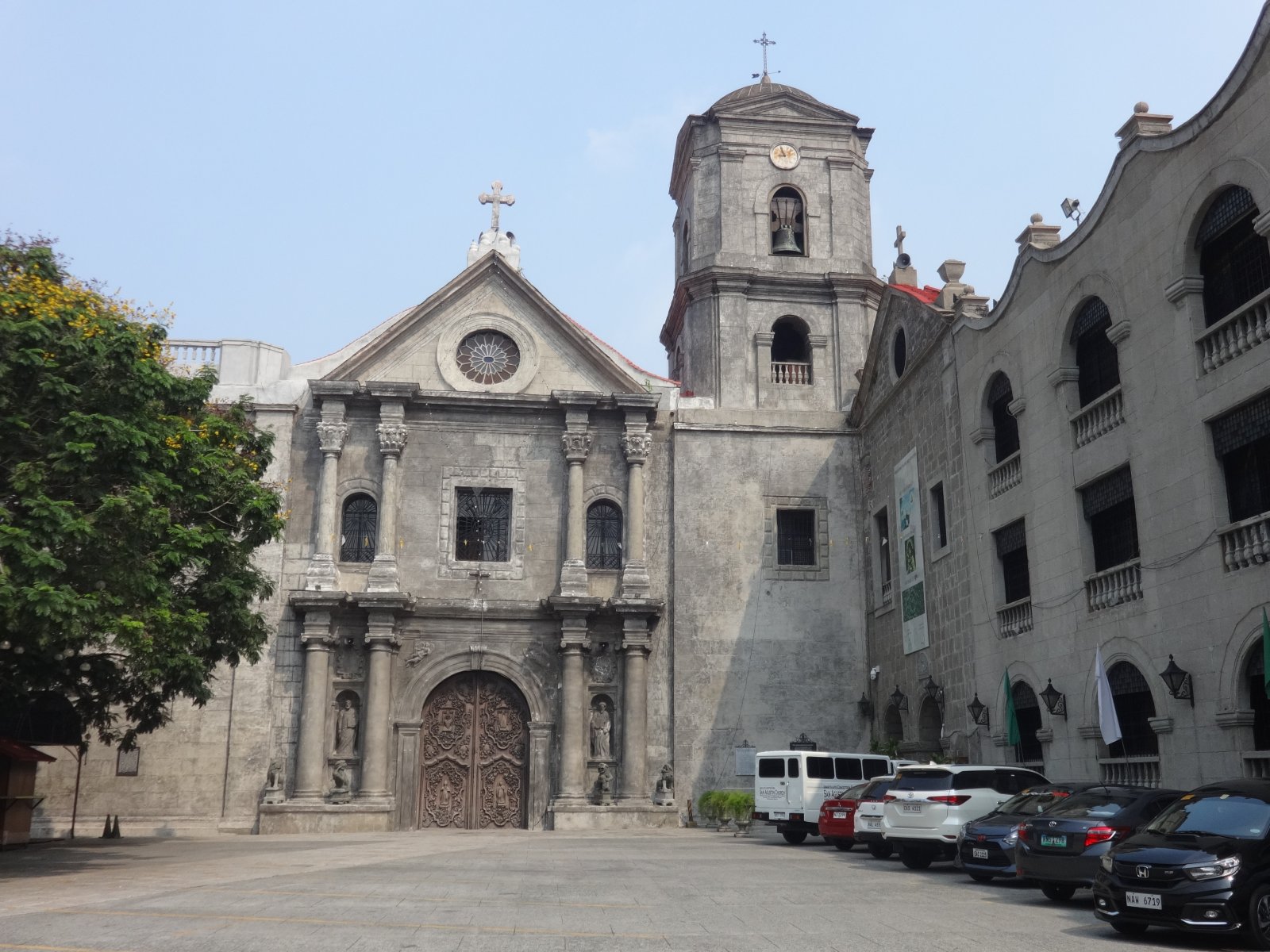San Agustin nejstarší kostel v Manile - Manila | Secret World Trip Planner