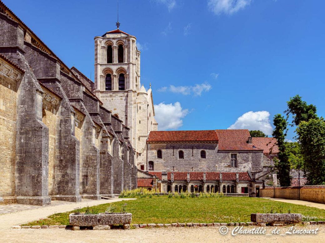 Basílica de Santa María Magdalena - Vézelay | Secret World Trip Planner