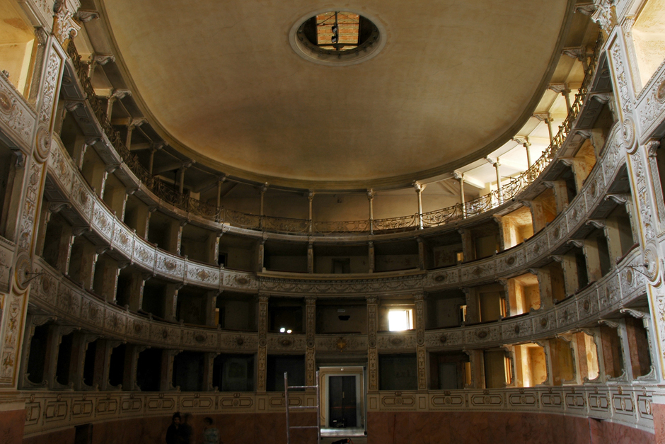 Pisa: Teatro Rossi Açık - Pisa | Secret World Trip Planner