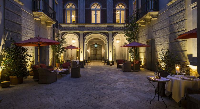 Palazzo Margherita ir Francis Ford Coppola - Bernalda | Secret World Trip Planner