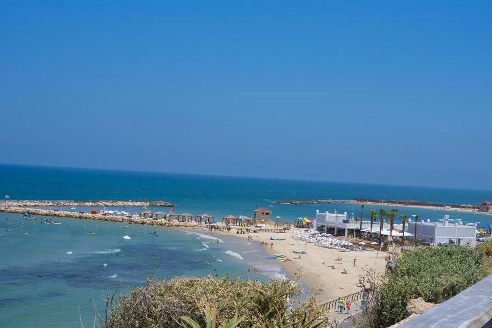 Hilton Beach| Israel | Secret World Trip Planner