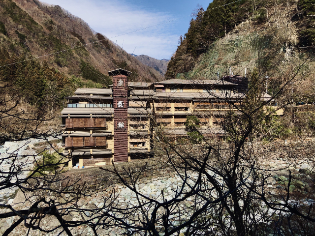 Das älteste Hotel der Welt: Nishiyama Onsen Keiunkan - Hayakawa | Secret World Trip Planner