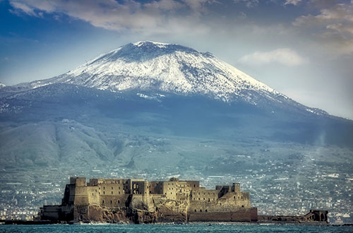 ಕ್ಯಾಸ್ಟೆಲ್ ಡೆಲ್ ಓವೊ - Napoli | Secret World Trip Planner