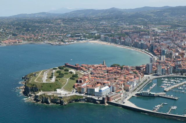 ਗਿਜੋਨ - Gijón | Secret World Trip Planner