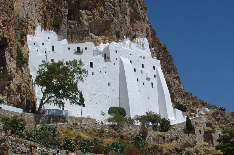 The ancient Monastery of Panagia Hozoviotissa - Amorgo 840 08 | Secret World Trip Planner