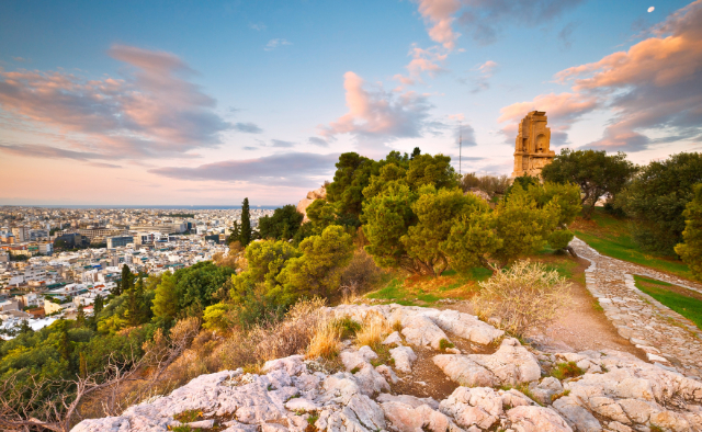 Výstup na kopec Philopappos - Athina | Secret World Trip Planner