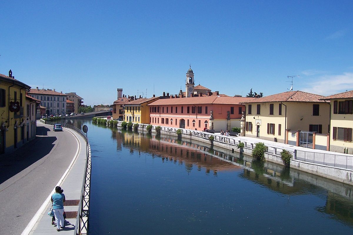 નેવિજ્લિઓ ગ્રાન્ડે - Naviglio Grande | Secret World Trip Planner